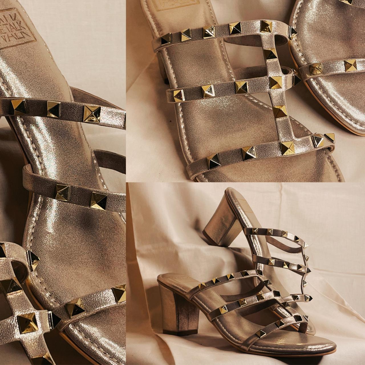 Samantha - WalkTheTalk