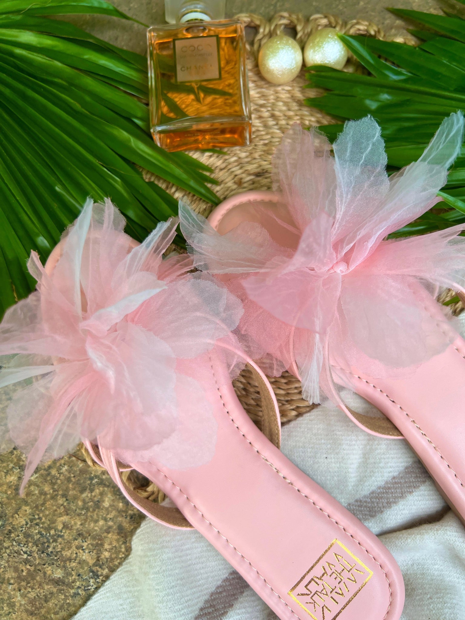 Aira - Pink - WalkTheTalk