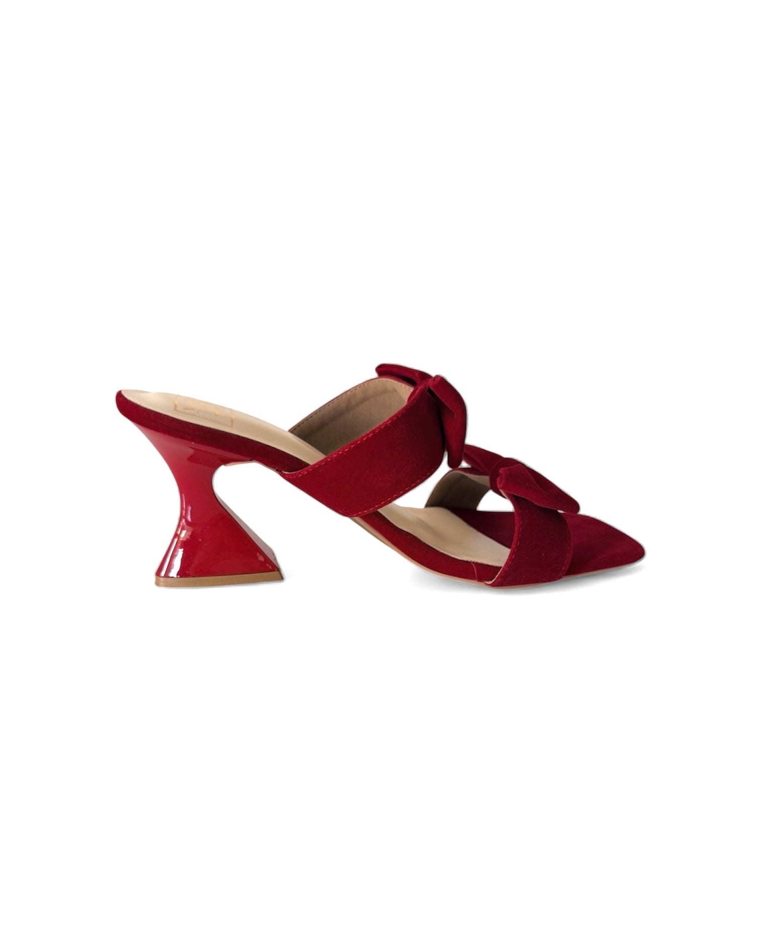Belle - Red - WalkTheTalk
