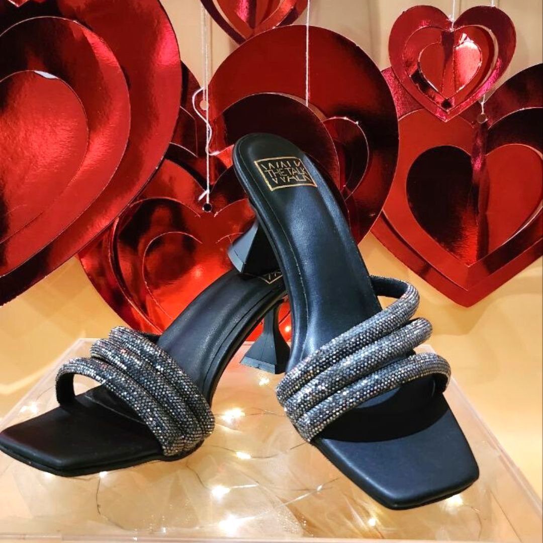 Emma - Black/Silver Diamond - WalkTheTalk