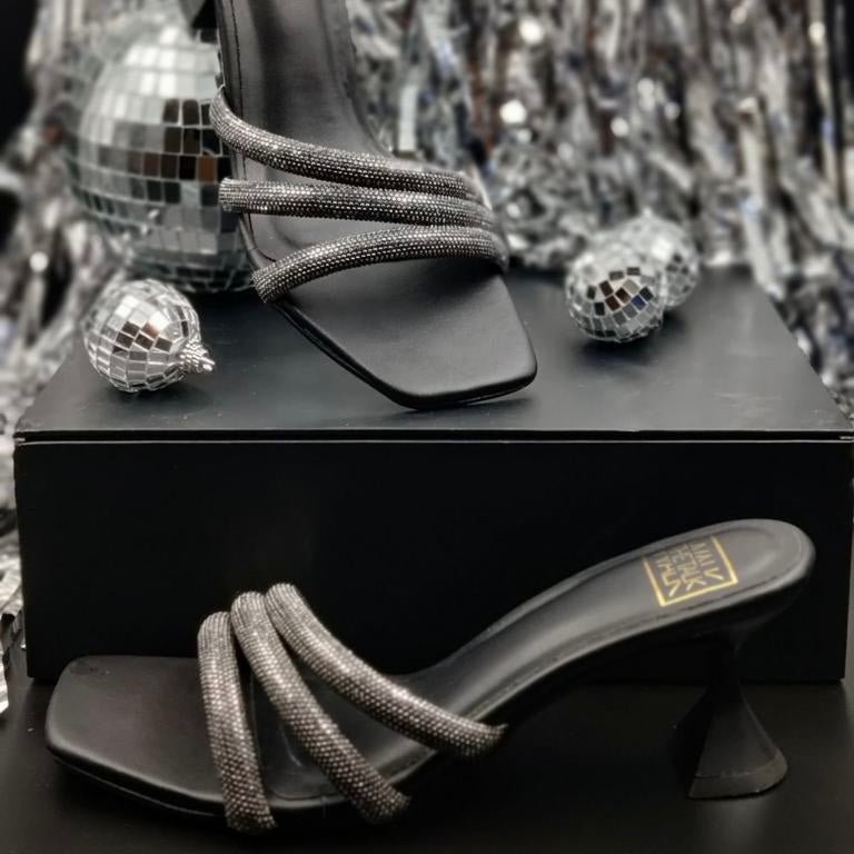 Emma - Black/Silver Diamond - WalkTheTalk