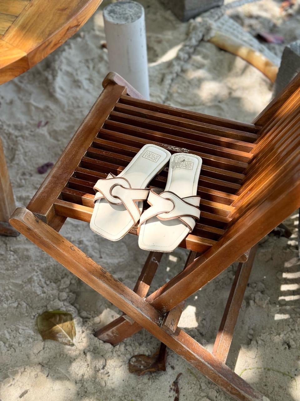 Rae - Beige - WalkTheTalk