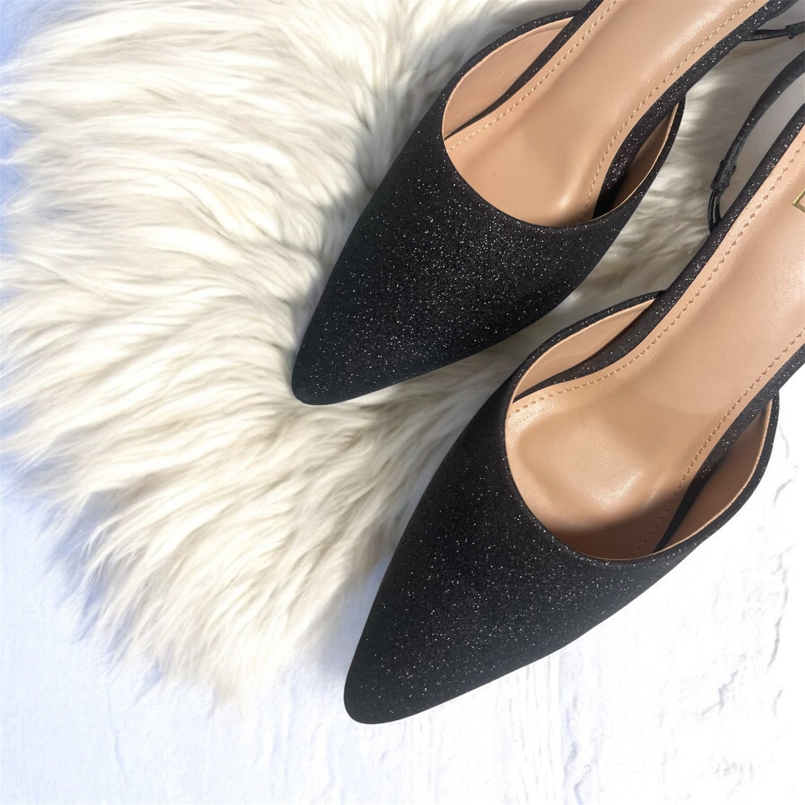 Tara - Black - WalkTheTalk